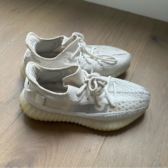YEEZY Boost 350 V2 'Bone' - Picture 4 of 7
